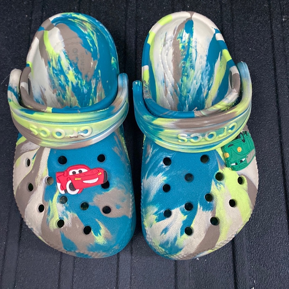 Crocs